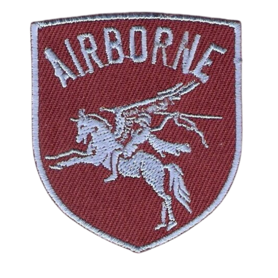 Airborne patch Pegasus schildvorm 6 cm