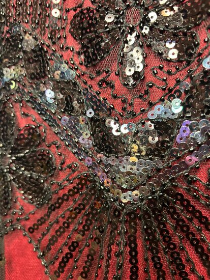 Tweedehands - Glitterjurk - Maat 38 - Zwart - Rood